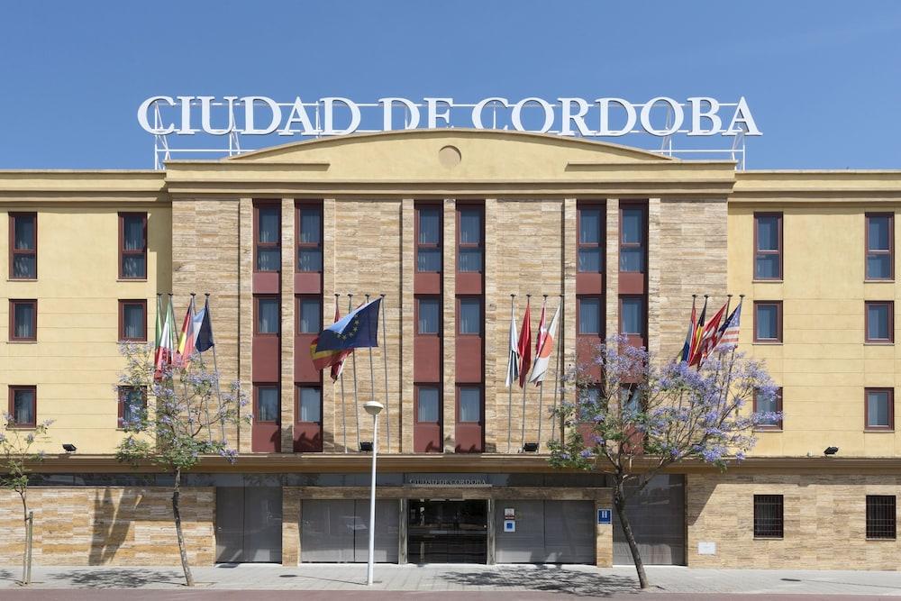 Отель Exe Ciudad De Кордова Экстерьер фото
